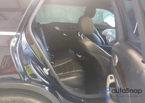 2020 Mercedes-Benz Glc 300 z USA, uszkodzony, nr VIN WDC0G8DBXLF719922